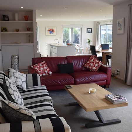 Bed & Breakfast In The Heart Of Fendalton ไครสต์เชิร์ช ภายนอก รูปภาพ