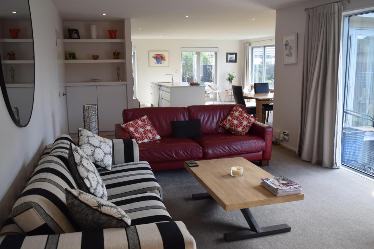 Bed & Breakfast In The Heart Of Fendalton ไครสต์เชิร์ช ภายนอก รูปภาพ